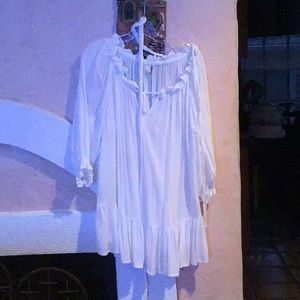 Gorgeous Elan blouse- one size